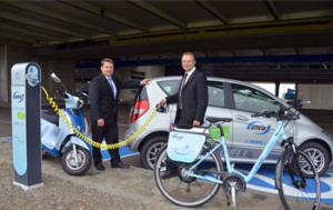 Am Flughafen Leipzig/Halle können Elektroautos bis August nächsten Jahres gratis betankt werden 