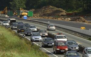 Ausgelastete Autobahnen versprechen starke Mittelflüsse durch die Pkw-Maut