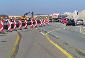 Aufgepasst beim Passieren von Autobahnbaustellen