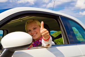 Frauen mögen Kleinwagen, ziehen aber dennoch größere Autos vor