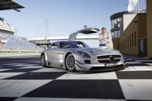 Mika Häkkinen fährt im SLS AMG GT3