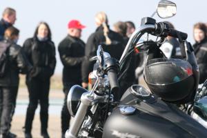Auch Frauen sind gerne mit dem eigenen Motorrad unterwegs